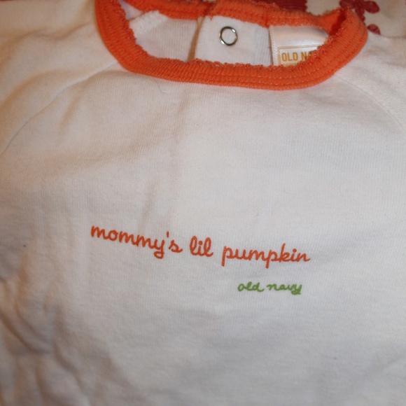 Newborn Halloween onsie bodysuit sz 0-3mos - Picture 1 of 3
